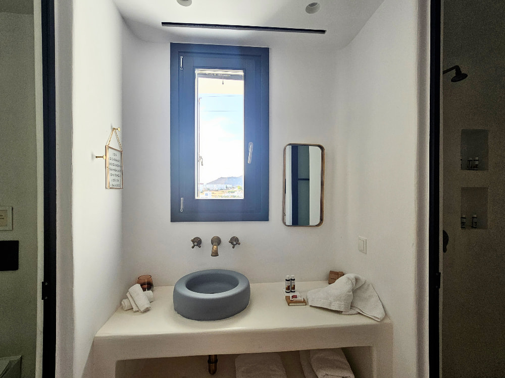 The bathroom in my room at Koukoumi